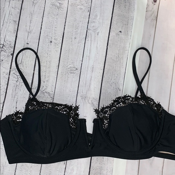 La Hearts Other - 🌻 La hearts women’s lace bikini top 🌻